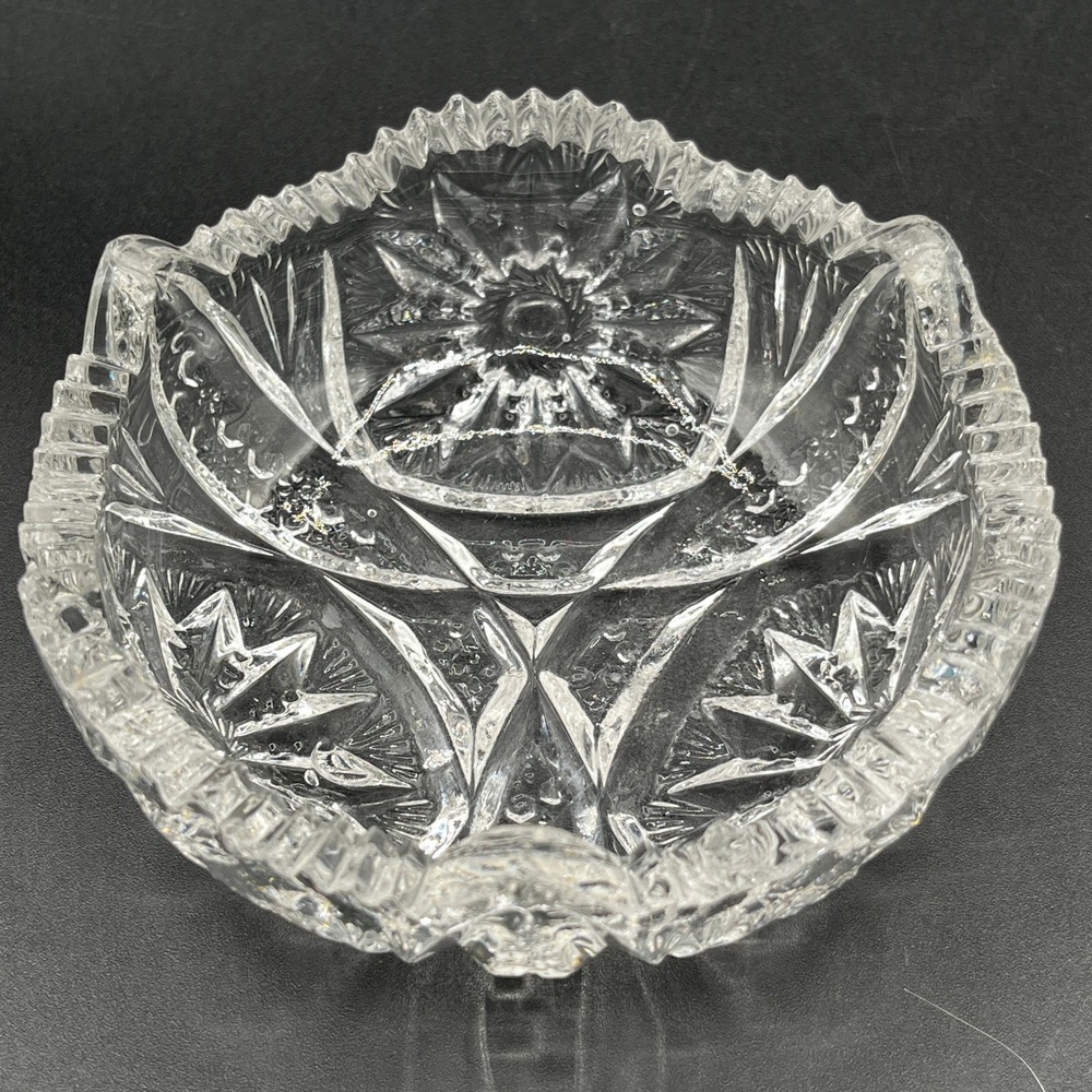 Vtg Cut Glass Nut Bowls Set of 5 Pinwheel Fan Sawtooth Rim Heavy Glass 4.5" - Picture 5 of 10